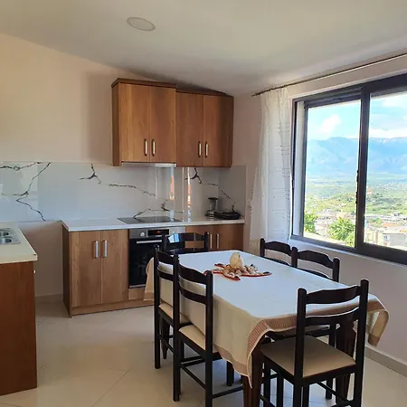 Akeron's Gasthuis Sarandë