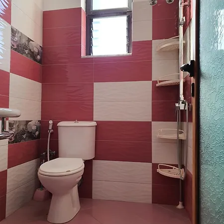 Akeron's 3* Sarandë